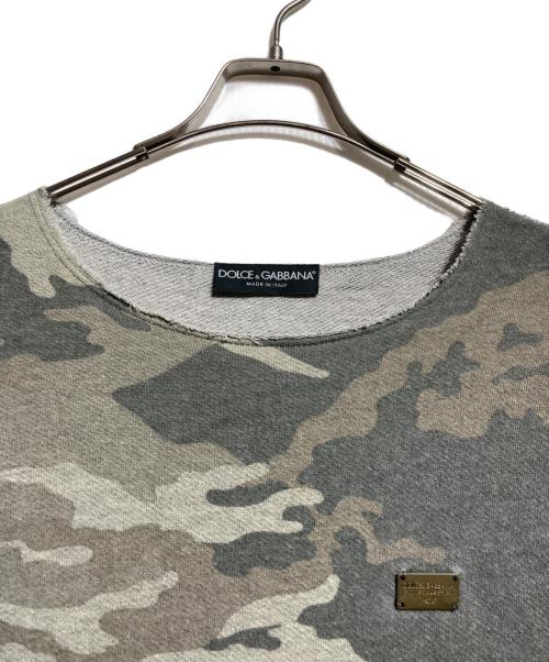 DOLCE & GABBANA（ドルチェ＆ガッバーナ）DOLCE & GABBANA (ドルチェ＆ガッバーナ) カットオフカモフラスウェット カーキ サイズ:52の古着・服飾アイテム