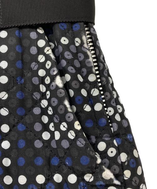 sacai（サカイ）sacai (サカイ) キルティングレイヤードプリーツスカート/Quilted Layered Pleated Skirt グレー×ネイビー サイズ:1の古着・服飾アイテム