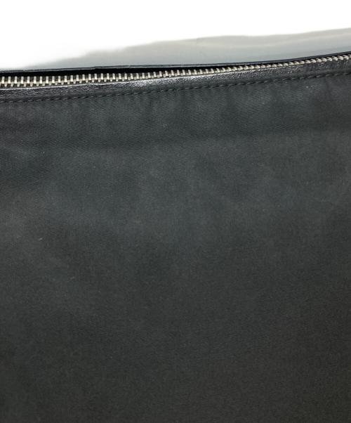 PRADA（プラダ）PRADA (プラダ) ロゴプレートナイロンショルダーバッグ/Logo-plate nylon shoulder bag ブラック サイズ:不明の古着・服飾アイテム
