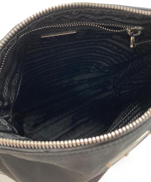PRADA（プラダ）PRADA (プラダ) ロゴプレートナイロンショルダーバッグ/Logo-plate nylon shoulder bag ブラック サイズ:不明の古着・服飾アイテム