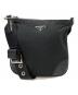PRADA（プラダ）の古着「ロゴプレートナイロンショルダーバッグ/Logo-plate nylon shoulder bag」｜ブラック
