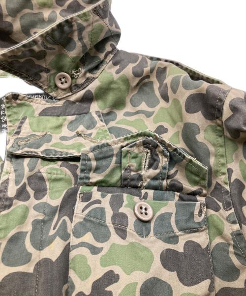stussy（ステューシー）stussy (ステューシー) ダックハンターカモジャケット カーキ サイズ:MEDIUMの古着・服飾アイテム
