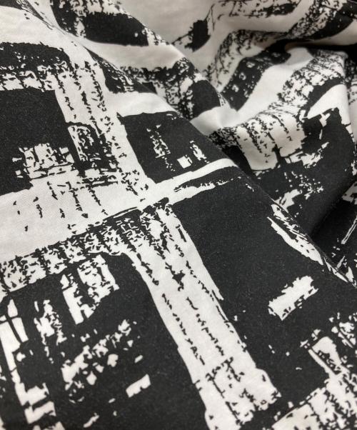 C.E（シーイー）C.E (シーイー) Lips Display Crew Neck スウェット/ リップス ディスプレイ クルーネック スウェット ブラック サイズ:Lの古着・服飾アイテム