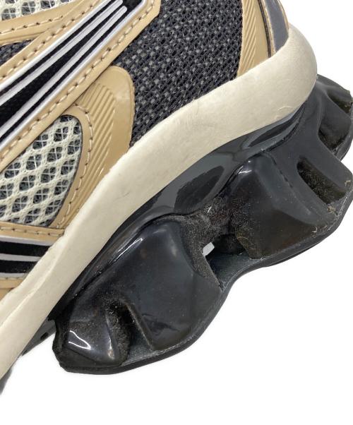 asics（アシックス）asics (アシックス) GEL-KINETIC FLUENT/ゲルキネティックフルエント ベージュ サイズ:26.5cmの古着・服飾アイテム