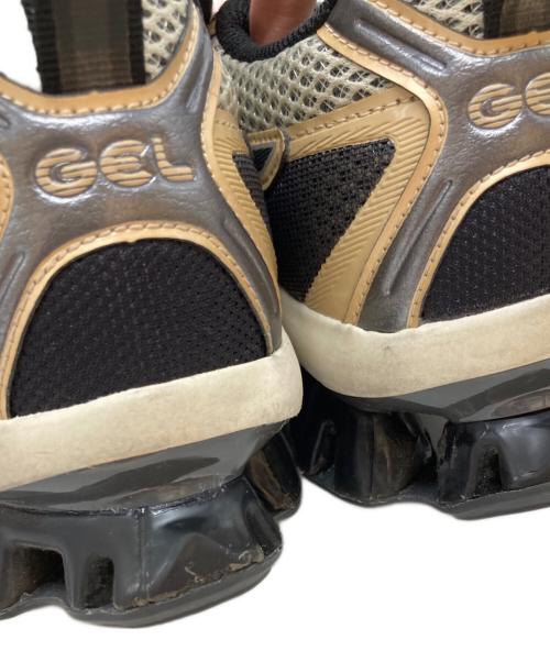 asics（アシックス）asics (アシックス) GEL-KINETIC FLUENT/ゲルキネティックフルエント ベージュ サイズ:26.5cmの古着・服飾アイテム