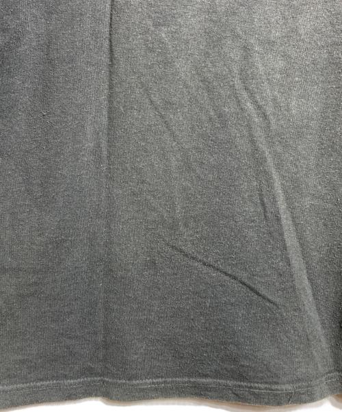 RED HOT CHILIPEPPERS（レッド ホット チリ ペッパーズ）RED HOT CHILIPEPPERS (レッド ホット チリ ペッパーズ) 00'S OLD ENGLISH LOGO Tee/レッドホットチリペッパーズ グレー サイズ:Mの古着・服飾アイテム