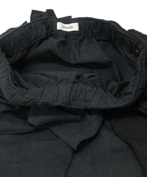 BASICKS（ベイシックス）BASICKS (ベイシックス) 変形アシンメトリーパンツ/Asymmetrical  skirt with a unique cut ブラック サイズ:Ｓの古着・服飾アイテム