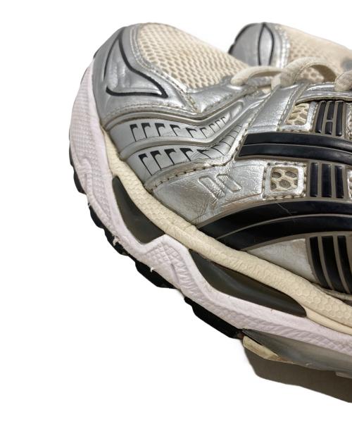 asics（アシックス）asics (アシックス) GEL-KAYANO 14/スニーカー アイボリー×シルバー サイズ:27.5cmの古着・服飾アイテム