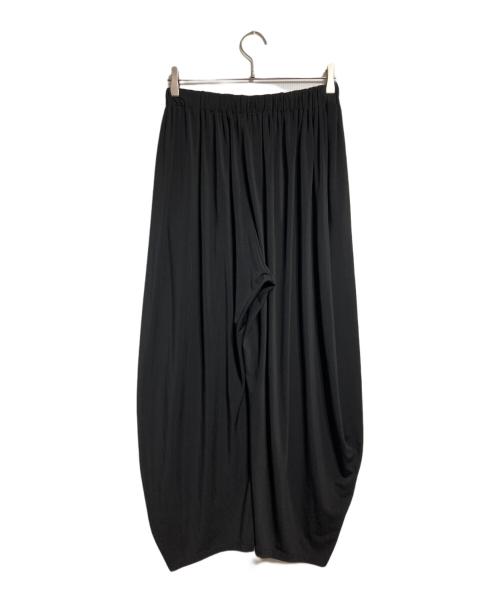 ISSEY MIYAKE（イッセイミヤケ）ISSEY MIYAKE (イッセイミヤケ) ドレープワイドテーパードパンツ ブラック サイズ:2の古着・服飾アイテム