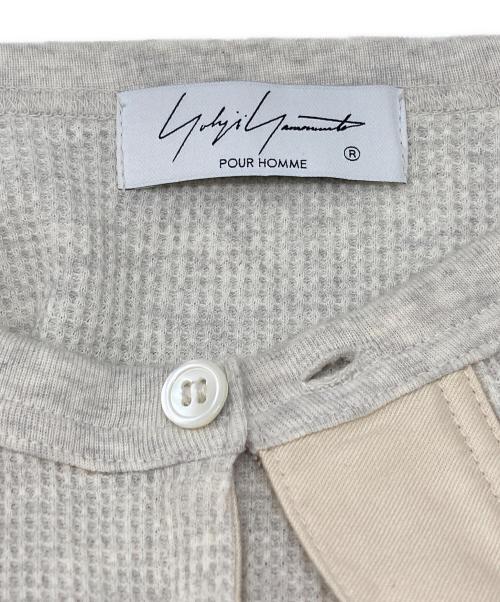 Yohji Yamamoto pour homme（ヨウジヤマモト プールオム）Yohji Yamamoto pour homme (ヨウジヤマモト プールオム) ドッキングヘンリーネックサーマルカットソー/Docking-style mock-neck thermal top ベージュ サイズ:3の古着・服飾アイテム