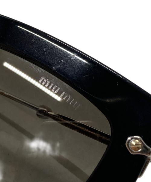 MIU MIU（ミュウミュウ）MIU MIU (ミュウミュウ) ハーフリムレサングラス/Half-rim sunglasses ブラック サイズ:54◇24の古着・服飾アイテム