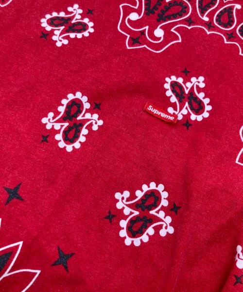 SUPREME（シュプリーム）Supreme (シュプリーム) Small Box Tee Red Bandana レッド サイズ:XLの古着・服飾アイテム