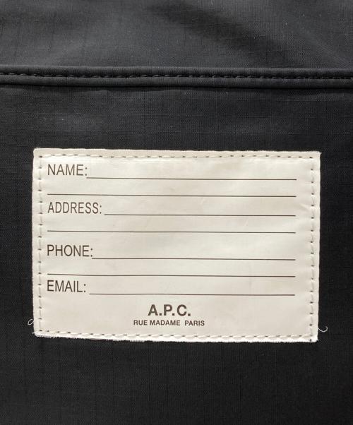 A.P.C.（アーペーセー）A.P.C. (アーペーセー) TREK ショルダーバッグ/Shoulder Bag ブラックの古着・服飾アイテム