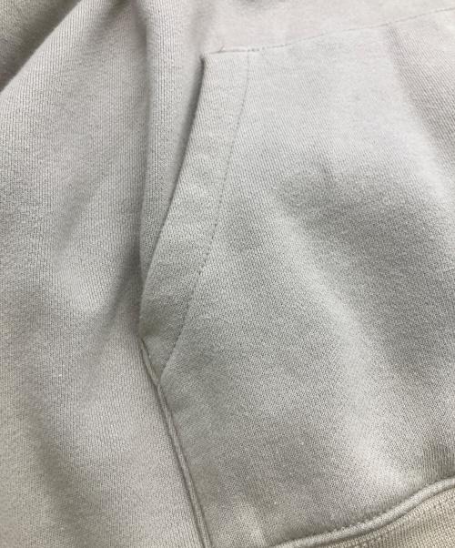 FOG ESSENTIALS（フィアオブゴッド エッセンシャル）FOG ESSENTIALS (フィアオブゴッド エッセンシャル) プルオーバーパーカー ベージュ サイズ:XLの古着・服飾アイテム