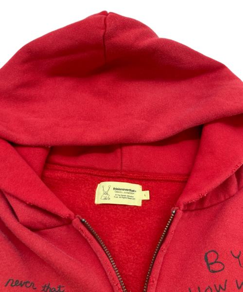 thisisneverthat（ディスイズネバーザット）thisisneverthat (ディスイズネバーザット) Daniel Johnston (ダニエル・ジョンストン) SONGS of PAIN Faded Zip Up Hoodie レッド サイズ:XLの古着・服飾アイテム