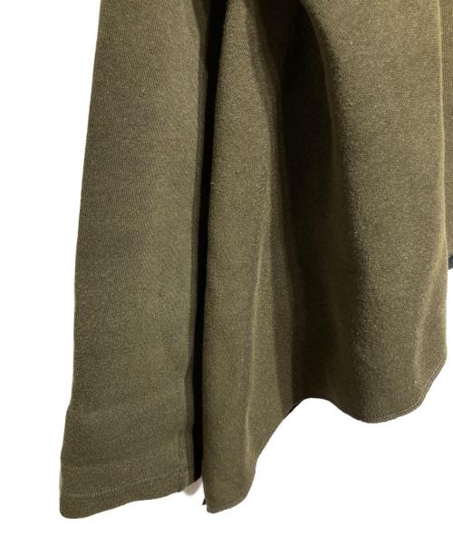 COMME des GARCONS（コムデギャルソン）COMME des GARCONS (コムデギャルソン) 変形スウェットカットソー/Sweatshirt ブラック×オリーブ サイズ:Sの古着・服飾アイテム