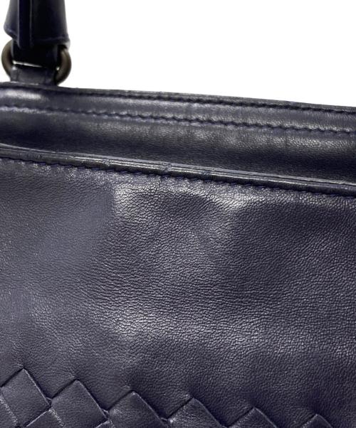 BOTTEGA VENETA（ボッテガベネタ）BOTTEGA VENETA (ボッテガベネタ) イントレチャート2WAYバッグ ネイビーの古着・服飾アイテム