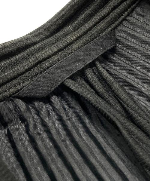 HOMME PLISSE ISSEY MIYAKE（オム プリッセ イッセイ ミヤケ）HOMME PLISSE ISSEY MIYAKE (オム プリッセ イッセイ ミヤケ) プリーツバンドカラーコート ブラック サイズ:1の古着・服飾アイテム