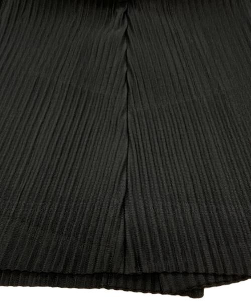 HOMME PLISSE ISSEY MIYAKE（オム プリッセ イッセイ ミヤケ）HOMME PLISSE ISSEY MIYAKE (オム プリッセ イッセイ ミヤケ) プリーツバンドカラーコート ブラック サイズ:1の古着・服飾アイテム