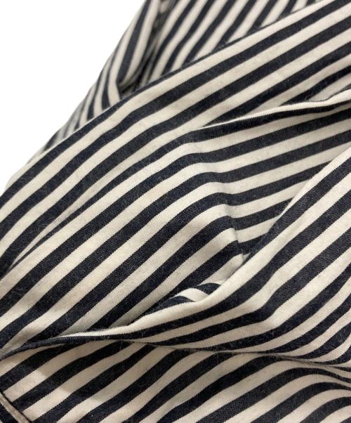 DRIES VAN NOTEN（ドリスヴァンノッテン）DRIES VAN NOTEN (ドリスヴァンノッテン) オーバーサイズ ギャザー ストライプ シャツ/Oversized Gathered Stripe Shirt ホワイト×ブラック サイズ:Ｓの古着・服飾アイテム