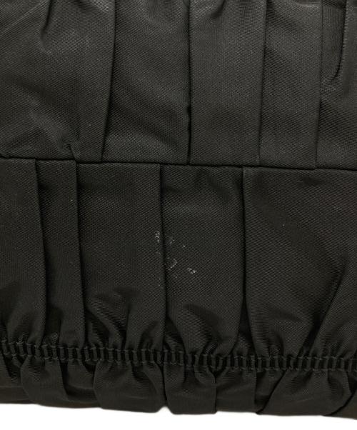 PRADA（プラダ）PRADA (プラダ) ギャザーナイロンハンドバッグ/Gathered Nylon Handbag ブラックの古着・服飾アイテム