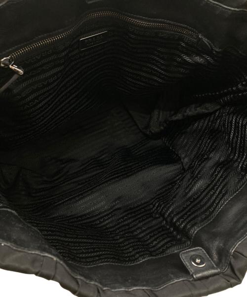 PRADA（プラダ）PRADA (プラダ) ギャザーナイロンハンドバッグ/Gathered Nylon Handbag ブラックの古着・服飾アイテム