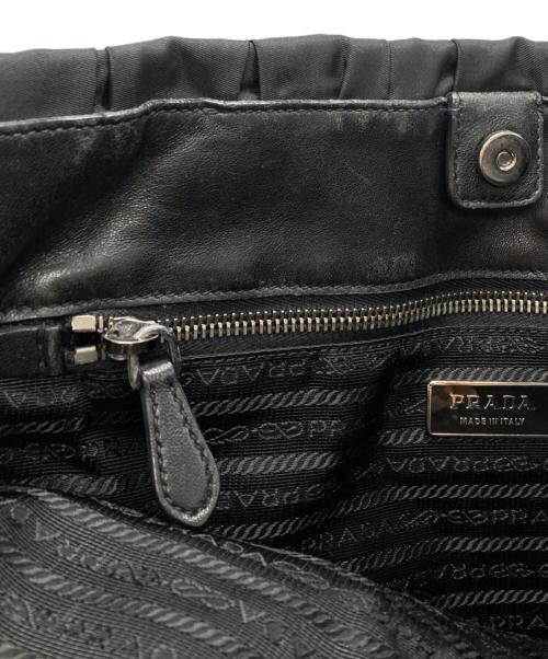 PRADA（プラダ）PRADA (プラダ) ギャザーナイロンハンドバッグ/Gathered Nylon Handbag ブラックの古着・服飾アイテム