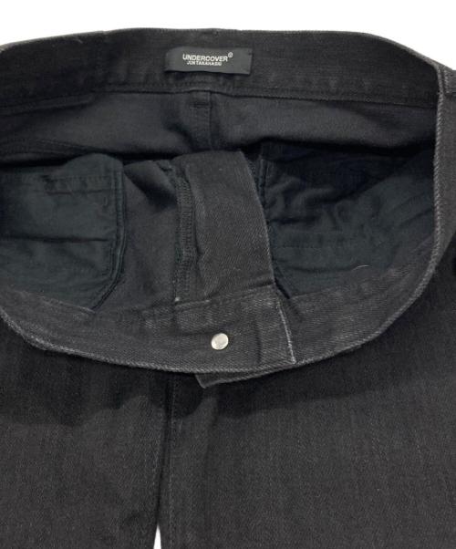 UNDERCOVER（アンダーカバー）UNDERCOVER (アンダーカバー) ストレッチカツラギ ニーピラスタッズ スリムパンツ ブラック サイズ:2の古着・服飾アイテム