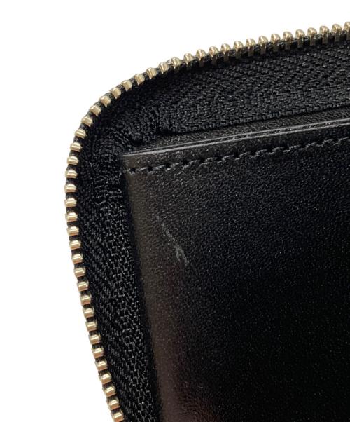 BlackEyePatch（ブラックアイパッチ）BlackEyePatch (ブラックアイパッチ) コンパクトウォレット/Compact Wallet/3 LETTER OE EMBOSSED LEATHER WALLET BLACK ブラックの古着・服飾アイテム