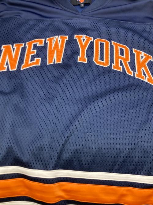 KITH（キス）KITH (キス) Knicks Malik Long Sleeve ネイビー サイズ:Mの古着・服飾アイテム