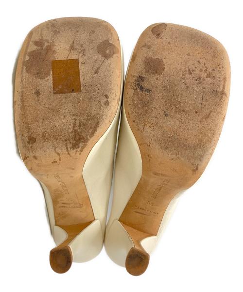 BOTTEGA VENETA（ボッテガベネタ）BOTTEGA VENETA (ボッテガベネタ) ラウンドトゥミュール/Round-toe mules ベージュ サイズ:36の古着・服飾アイテム