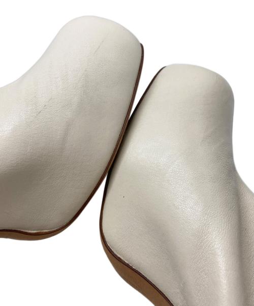 BOTTEGA VENETA（ボッテガベネタ）BOTTEGA VENETA (ボッテガベネタ) ラウンドトゥミュール/Round-toe mules ベージュ サイズ:36の古着・服飾アイテム