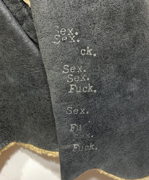 Hysteric Glamour（ヒステリックグラマー）Hysteric Glamour (ヒステリックグラマー) メッセージプリントムートンジャケット/Message-print shearling jacket グレー サイズ:Freeの古着・服飾アイテム
