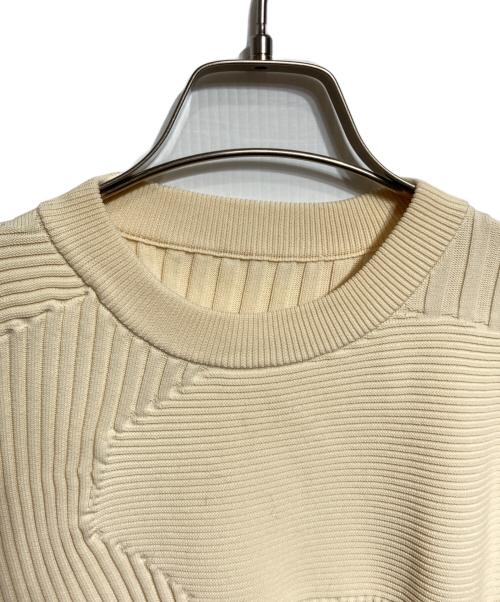 ISSEY MIYAKE（イッセイミヤケ）ISSEY MIYAKE (イッセイミヤケ) KONE KONE Knit Dress/KONE KONE ニットドレス ベージュ サイズ:2の古着・服飾アイテム
