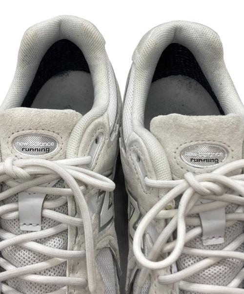 NEW BALANCE（ニューバランス）NEW BALANCE (ニューバランス) U2002DXA ホワイト サイズ:25.5cmの古着・服飾アイテム