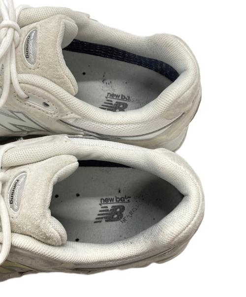 NEW BALANCE（ニューバランス）NEW BALANCE (ニューバランス) U2002DXA ホワイト サイズ:25.5cmの古着・服飾アイテム