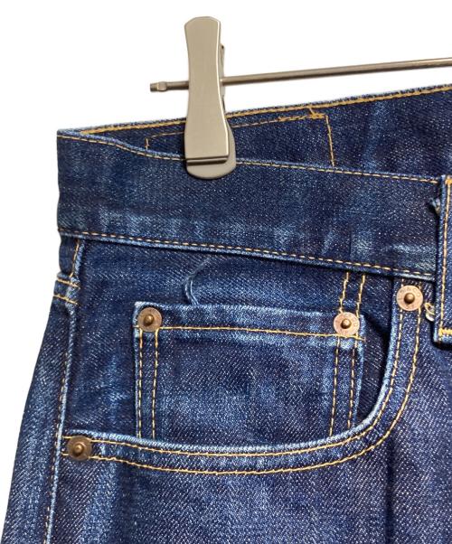 eYe COMME des GARCONS JUNYAWATANABE MAN（アイ コム デ ギャルソン ジュンヤ ワタナベ マン）eYe COMME des GARCONS JUNYAWATANABE MAN (アイ コム デ ギャルソン ジュンヤ ワタナベ マン) LEVI'S (リーバイス) デニムパンツ インディゴ サイズ:SIZE34ｘ35の古着・服飾アイテム