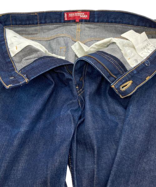 eYe COMME des GARCONS JUNYAWATANABE MAN（アイ コム デ ギャルソン ジュンヤ ワタナベ マン）eYe COMME des GARCONS JUNYAWATANABE MAN (アイ コム デ ギャルソン ジュンヤ ワタナベ マン) LEVI'S (リーバイス) デニムパンツ インディゴ サイズ:SIZE34ｘ35の古着・服飾アイテム