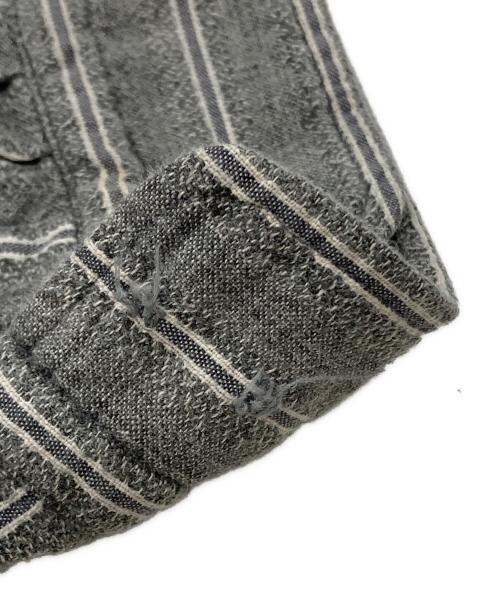ISSEY MIYAKE MEN（イッセイミヤケメン）ISSEY MIYAKE MEN (イッセイミヤケメン) シャツ グレー サイズ:Lの古着・服飾アイテム