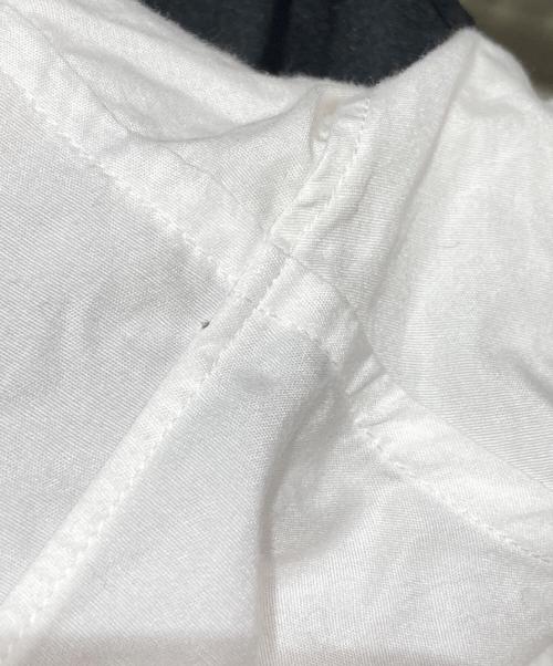 COMME des GARCONS（コムデギャルソン）COMME des GARCONS (コムデギャルソン) ギャザーフリル装飾シャツ ホワイト サイズ:Sの古着・服飾アイテム