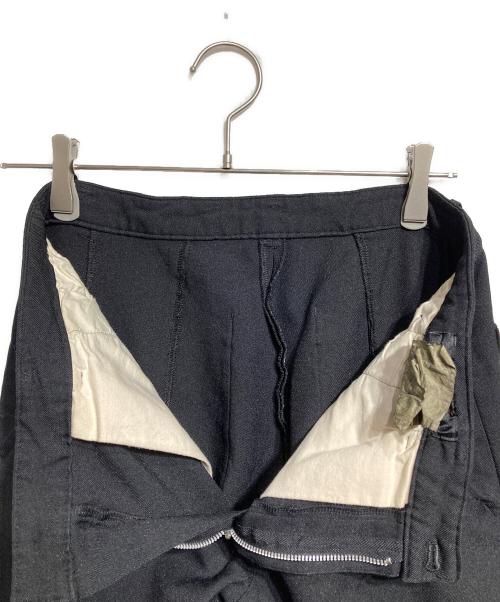 BLACK COMME des GARCONS（ブラックコムデギャルソン）BLACK COMME des GARCONS (ブラックコムデギャルソン) ポリ縮絨ボンテージパンツ/ Polyester-felted bondage pants ブラック サイズ:Mの古着・服飾アイテム