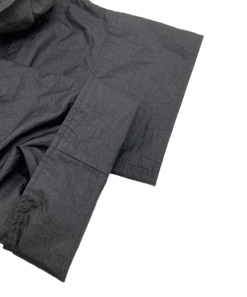 ISSEY MIYAKE（イッセイミヤケ）ISSEY MIYAKE (イッセイミヤケ) ナイロンコート ブラック サイズ:Mの古着・服飾アイテム