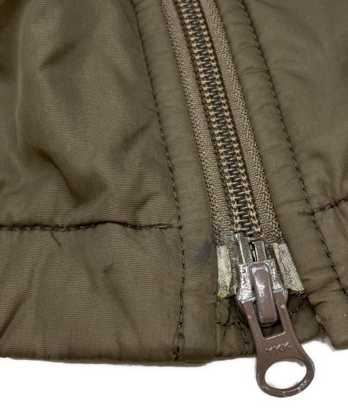 ISSEY MIYAKE（イッセイミヤケ）ISSEY MIYAKE (イッセイミヤケ) ハの字 パラシュートジャケット カーキ サイズ:3の古着・服飾アイテム