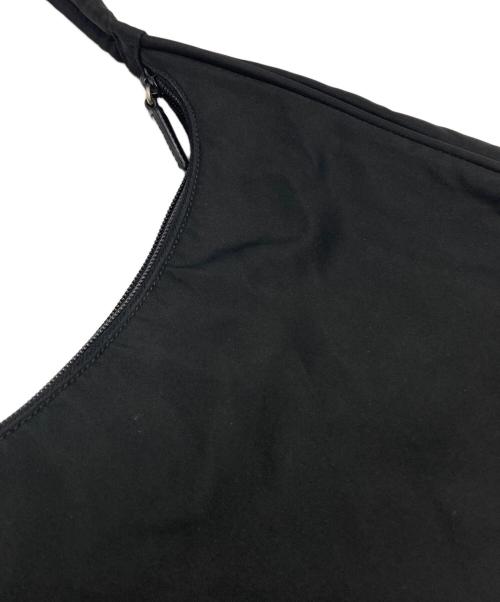 PRADA（プラダ）PRADA (プラダ) ナイロンワンショルダーバッグ/Nylon One-Shoulder Bag ブラックの古着・服飾アイテム