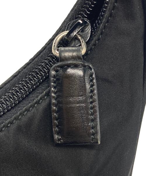 PRADA（プラダ）PRADA (プラダ) ナイロンワンショルダーバッグ/Nylon One-Shoulder Bag ブラックの古着・服飾アイテム