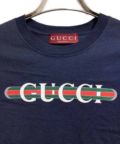 GUCCI（グッチ）GUCCI (グッチ) シェリーラインロゴTシャツ/Web Stripe Logo T-Shirt ネイビー サイズ:Sの古着・服飾アイテム