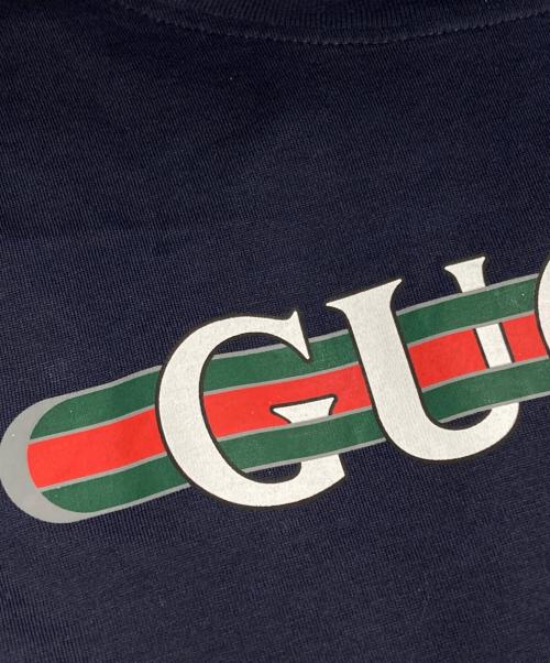 GUCCI（グッチ）GUCCI (グッチ) シェリーラインロゴTシャツ/Web Stripe Logo T-Shirt ネイビー サイズ:Sの古着・服飾アイテム