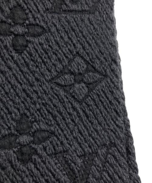 LOUIS VUITTON（ルイ ヴィトン）LOUIS VUITTON (ルイ ヴィトン) エシャルプ・ロゴマニア/Echarpe Logomania グレーの古着・服飾アイテム