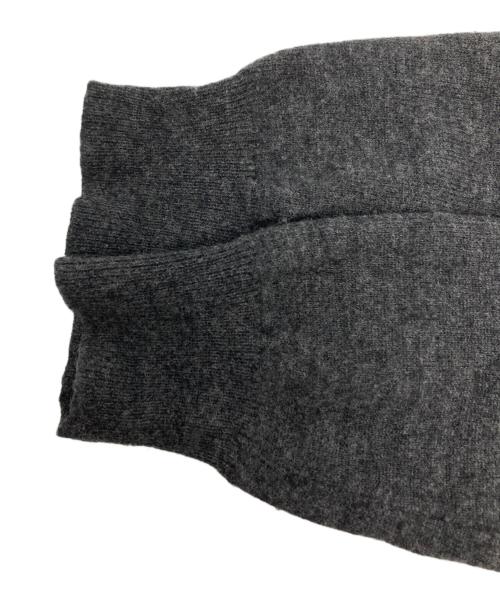 KOLOR（カラー）KOLOR (カラー) エアリースパンウール V-NECK ニット/16WCM-N10304 グレー サイズ:Sの古着・服飾アイテム