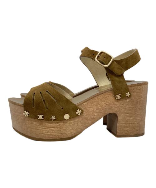 CHANEL（シャネル）CHANEL (シャネル) スタッズウェッジソールサンダル/Studded Wedge-Sole Sandals ブラウン サイズ:38の古着・服飾アイテム